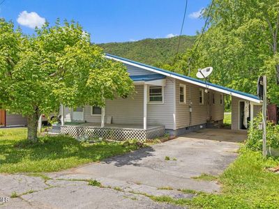 115 Alexander St
