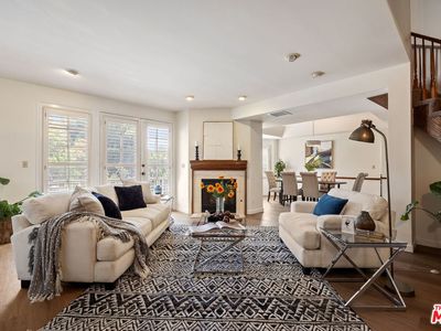 18135 Burbank Blvd UNIT 6