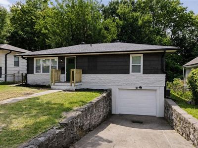 1230 Drury Ave