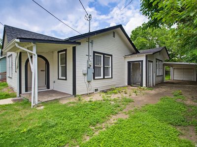 435 E GERALD AVE