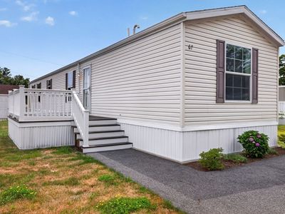 67 Debby Ln