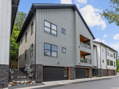 5734 Shady Oak Rd S #10
