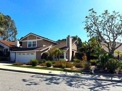 7 Carob Dr