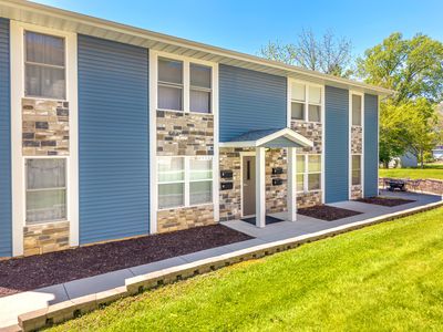 606 Monroe St Unit 1-4