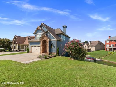 96 Mackenzie Way