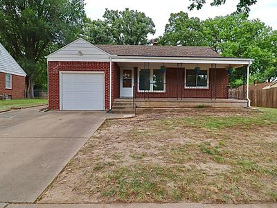 5116 E Larry Ln