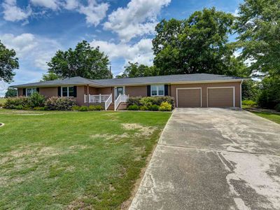 204 Breezy Hill Rd