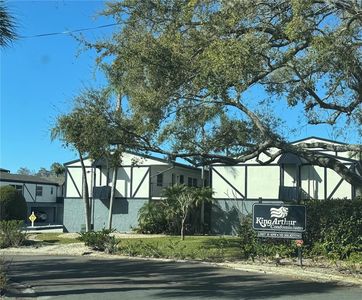 1126 King Arthur Ct APT 413