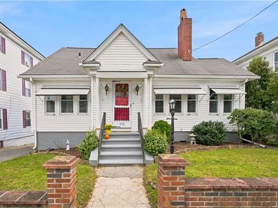 476 East Ave