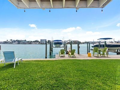 245 104th Ave APT 5