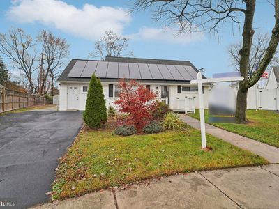18 Ivy Ln