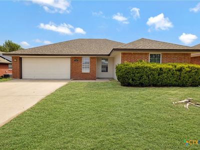 Property at 2108 Sandstone Dr, Killeen, TX