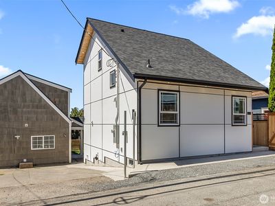 2623 Grand Ave #C