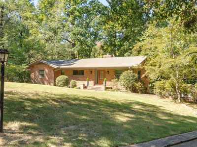 1423 W Crestwood Dr
