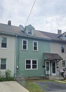 404 Ridge St