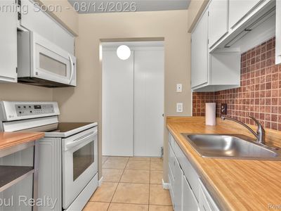 30052 W Twelve Mile Rd Unit 68