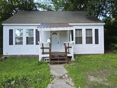 8 Millett Street