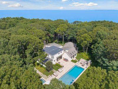 61 Hedges Banks Dr