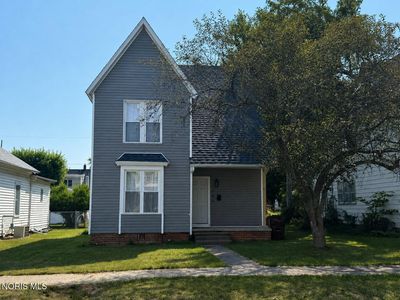 109 Main St