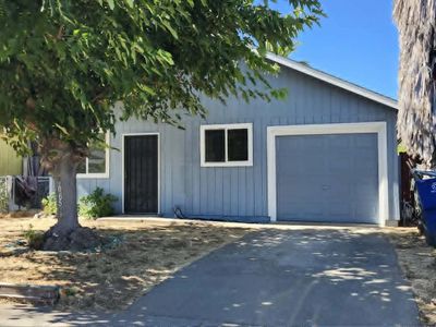 1065 Jean Ave