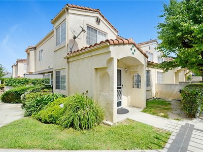 Property at 13955 Arthur Ave Unit 4, Paramount, CA