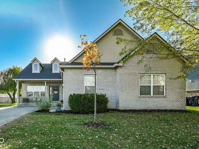 7153 N Chelmsford Dr