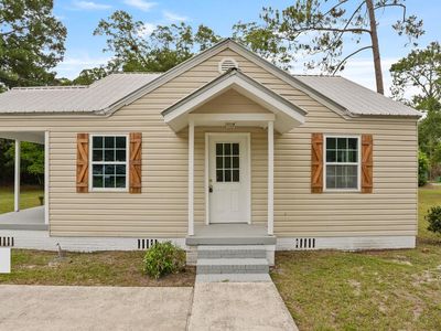 295 S Bamboo St