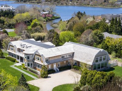 379 Captains Neck Ln