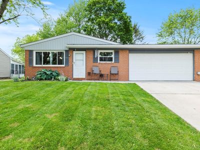 2923 Falcon Bridge Dr