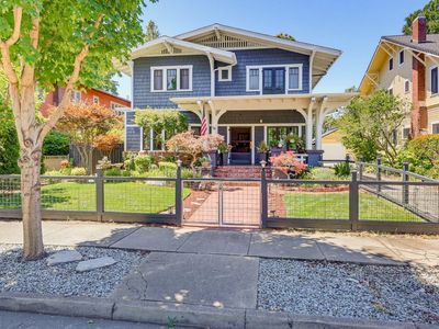 19 Geneva St