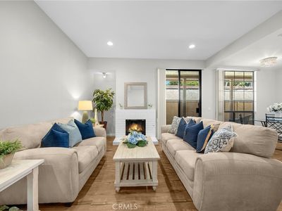 580 N Brea Blvd APT 39