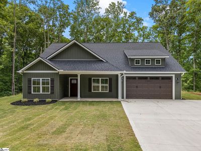 16 Forest Dr