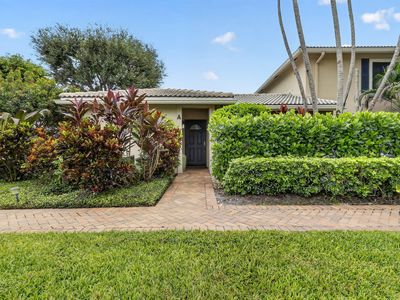 2 STRATFORD Drive E #A
