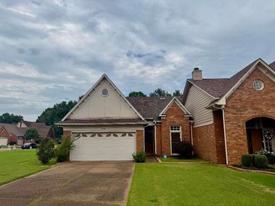 4018 Rolling Green Dr