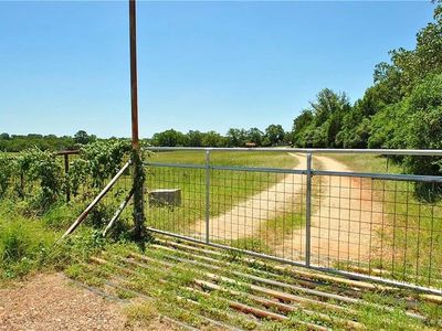 21741 E Interstate Highway 10