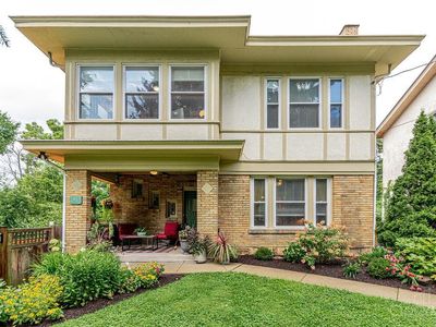 620 Greenwood Ave