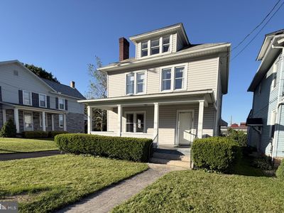 207 S Main St