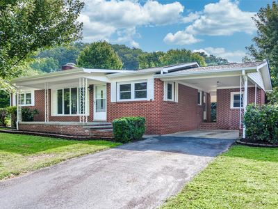 Property at 32 Kathy Dr, Waynesville, NC