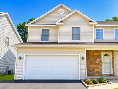 Property at 2530 Holiday House Rd, Saint Joseph, MI