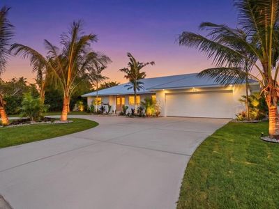 618 Gladstone Ln