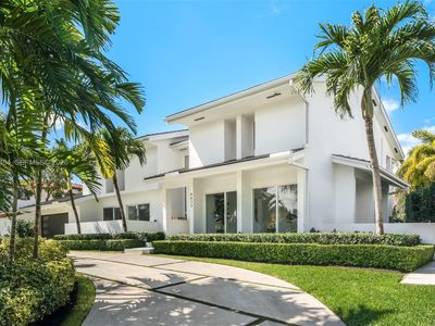 6832 Sunrise Ct