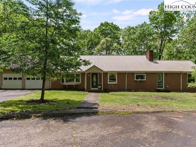 516C Mt. Jefferson State Park Road