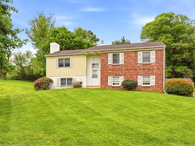 222 Coldstream Rd