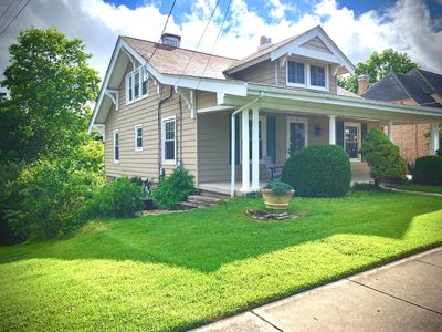 108 Manor Ln
