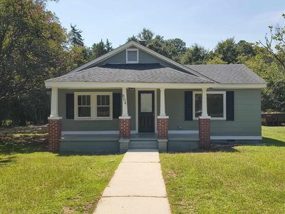 804 Sandfield Rd