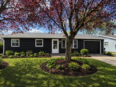 705 Plymouth Ct