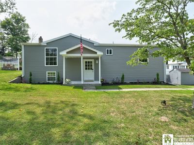 6 Holly Dr