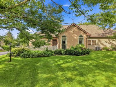 136 Cambridge Dr