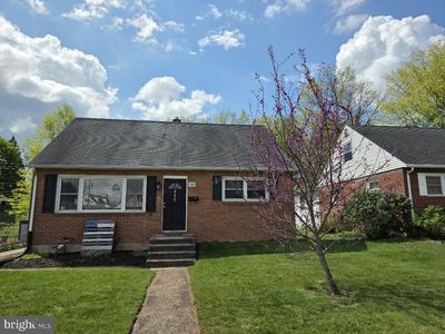 320 E Roosevelt Ave