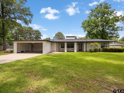 1007 Lincoln Dr